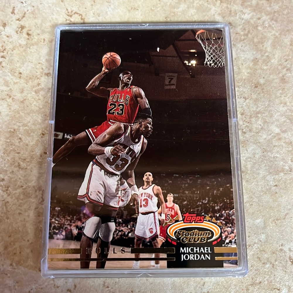 1992-1993 Michael Jordan card